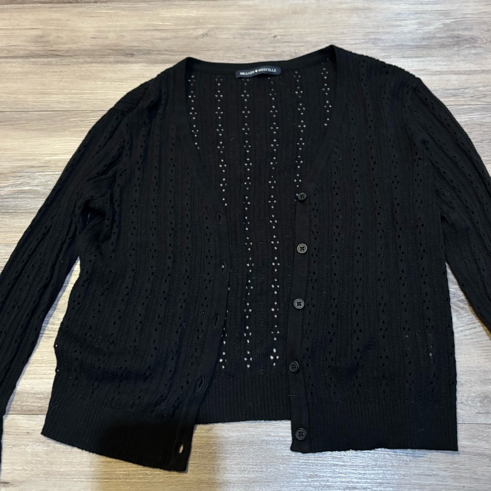 Brandy Melville black v neck pointelle button crop cardigan sweater Sz small - Picture 4 of 10